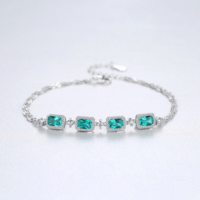 Exquisite S925 Silver Fashion Emerald Ladies Bracelet Jewelry