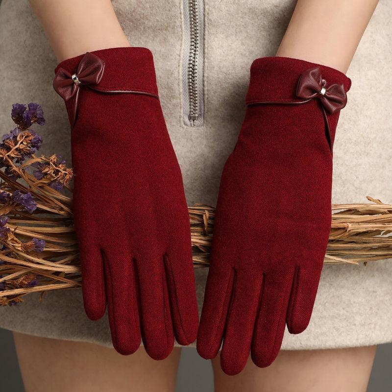 Fleece-Lined De Suede Bow Gloves: Touch Screen Warmth for Outdoor All-Matching Style