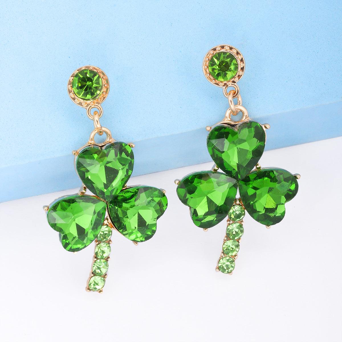 Make a Stylish Statement with Women&