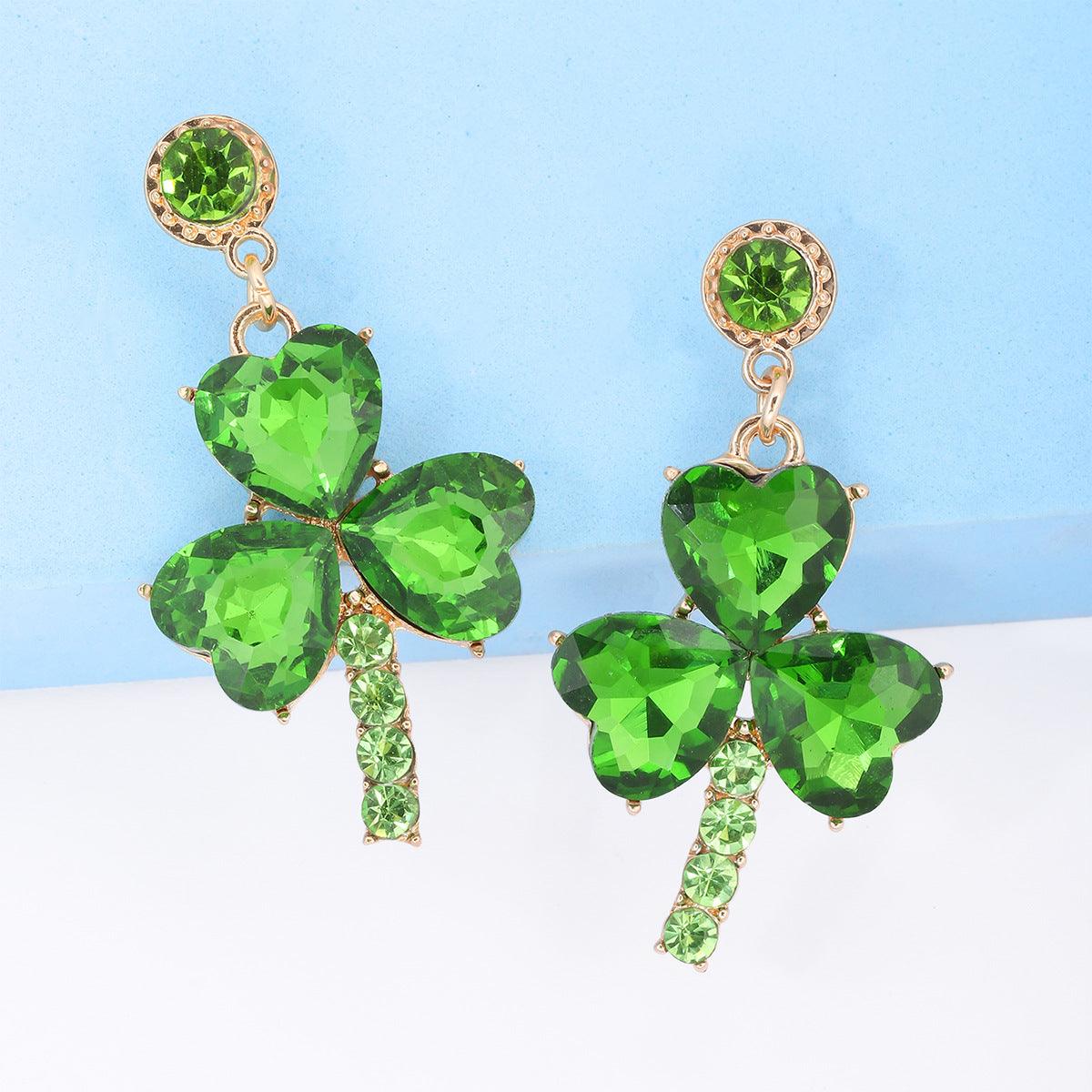 Make a Stylish Statement with Women&