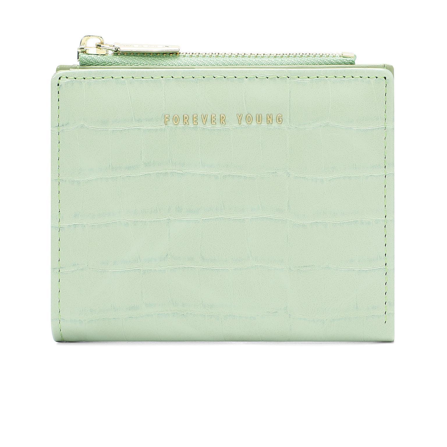 Sleek Sophistication: Women&