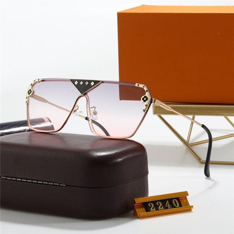 Stay Ahead of the Trend with Gradient Fashion Sunglasses for Men and Women - Your-Look