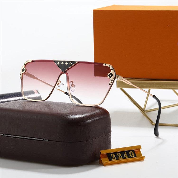 Stay Ahead of the Trend with Gradient Fashion Sunglasses for Men and Women - Your-Look