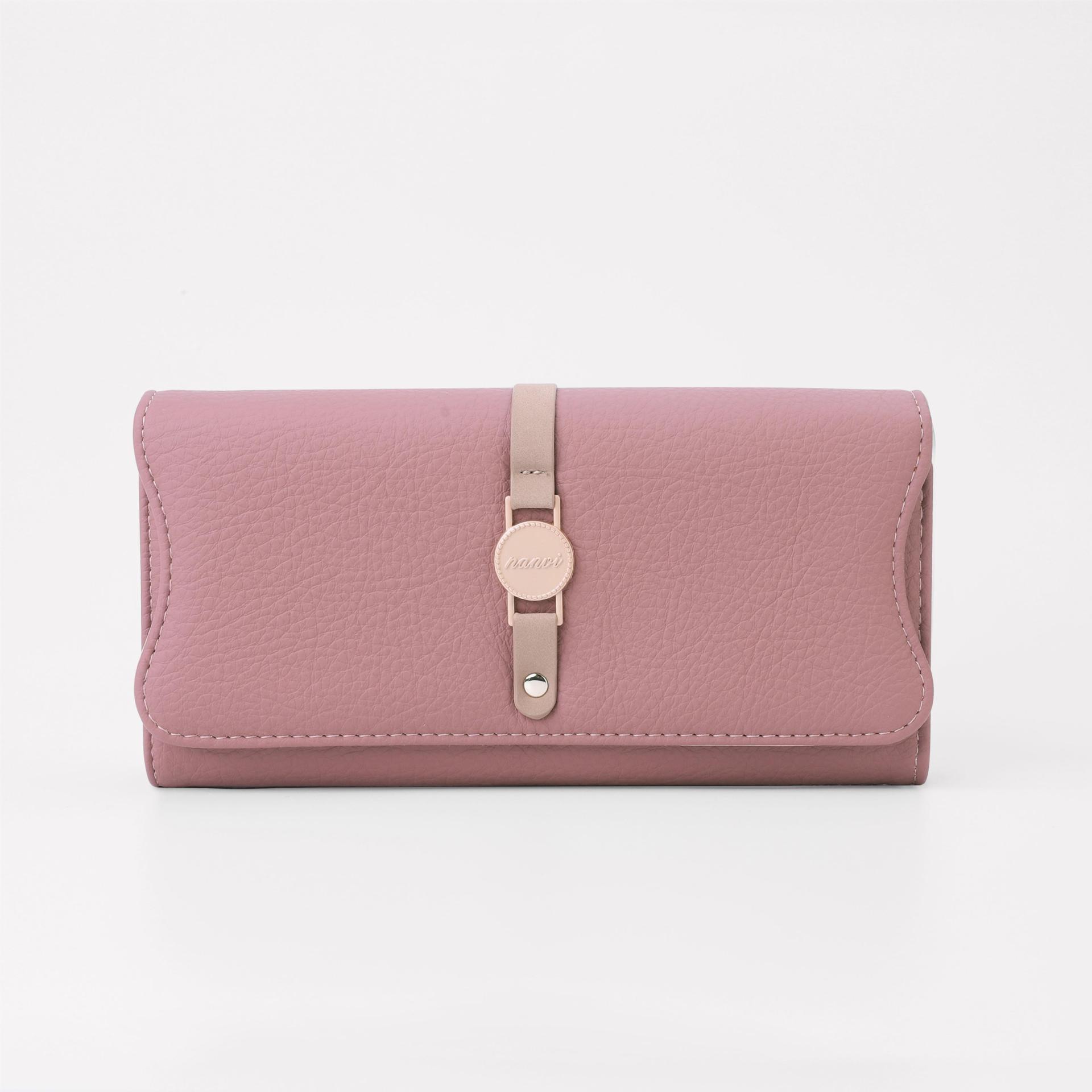 Timeless Elegance: Women&