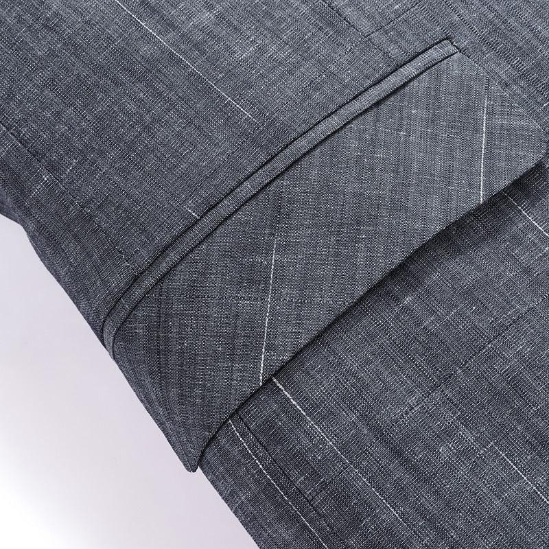 Versatile Suit Jacket for Men: Classic Tailoring, Modern Style