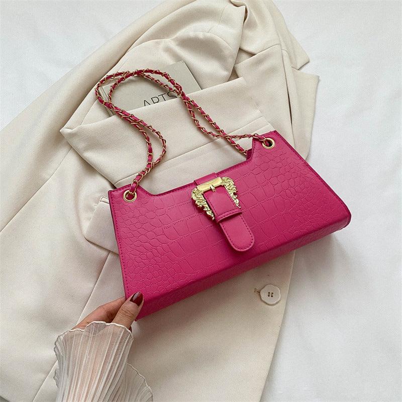 Chic Simplicity: Women&