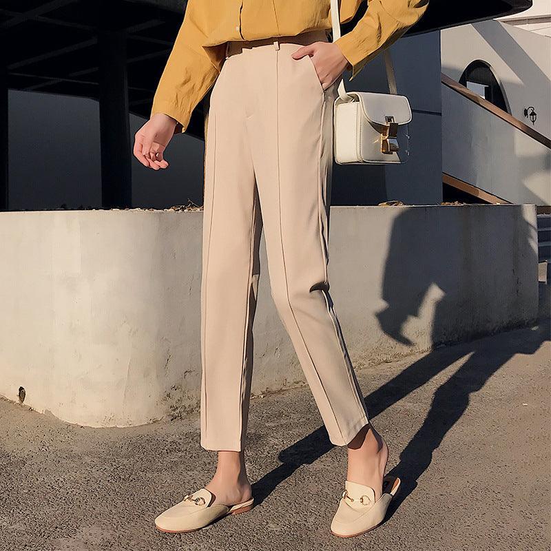 Effortless Chic: Women&