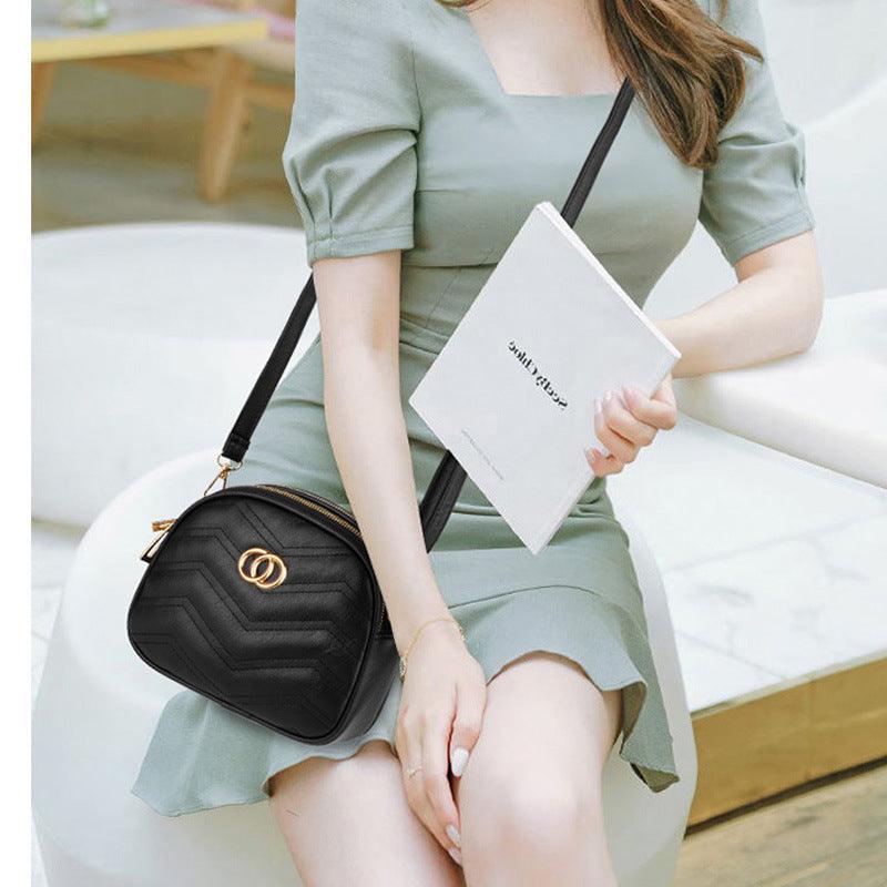 Effortlessly Stylish: Women&