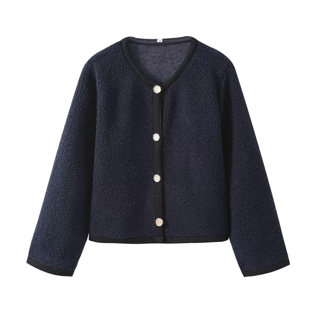 Stay Cozy in Style: Autumn And Winter Women&