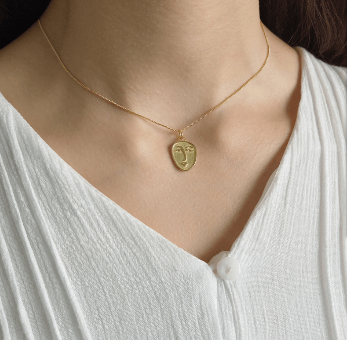 "Abstract Face" Pendant Necklace: 18K Gold Plated 925 Sterling Silver - Your-Look