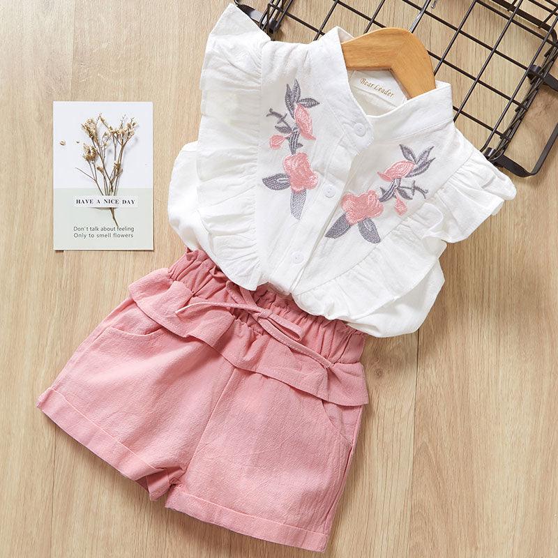 Casual Chic: Girls&