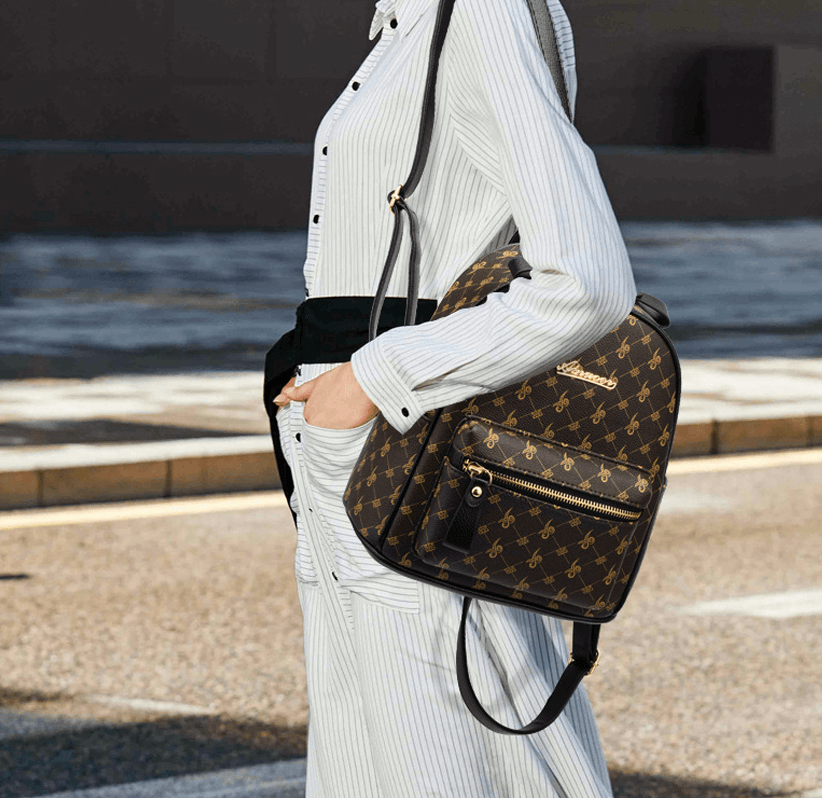 Summer Vibes: Classic Backpack for Stylish Women - Your-Look