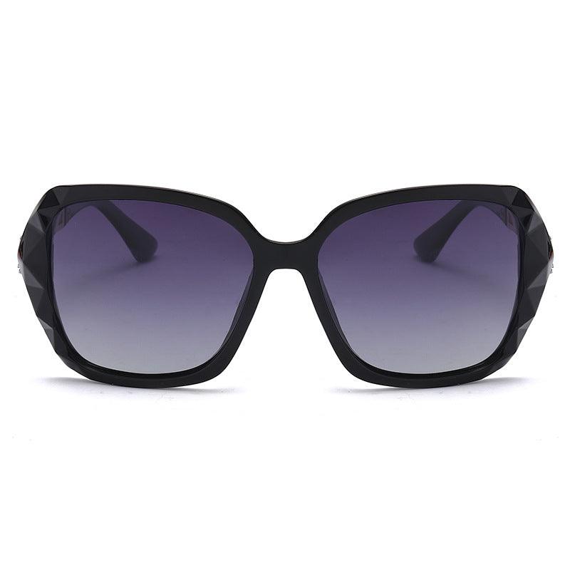 Elevate Your Style with High-Grade Sunglasses for Women - Your-Look