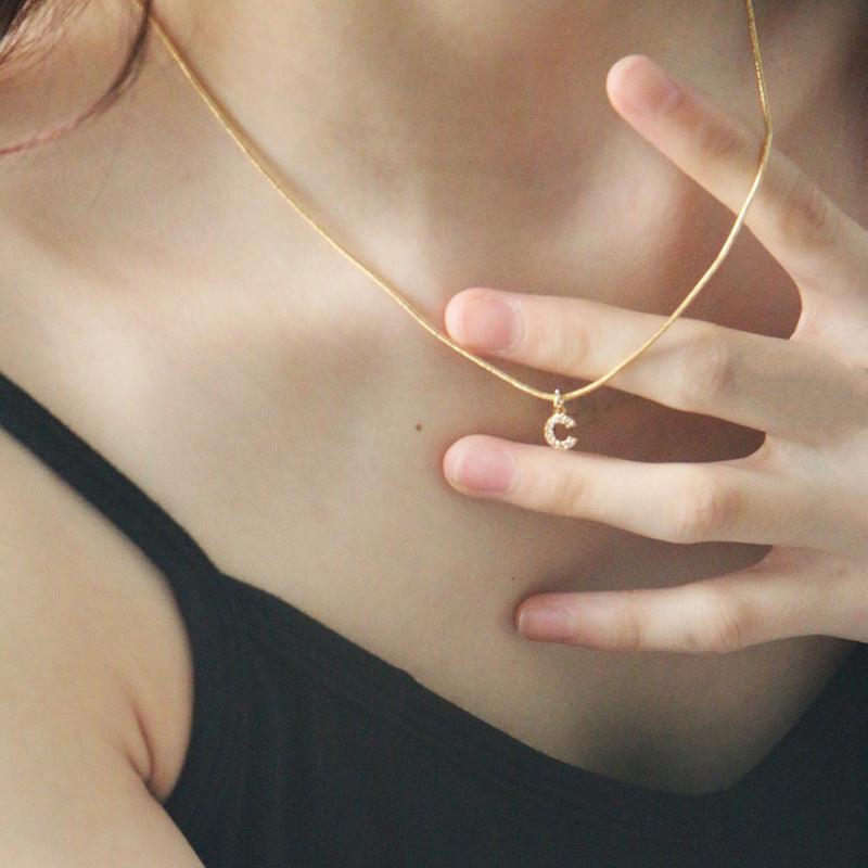 Embrace Bold Elegance with Fashion Personality Round Snake Clavicle Chain for Women - Your-Look