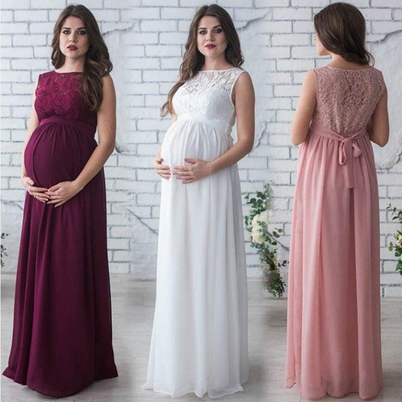 Graceful Bloom: Lace Sleeveless Maternity Dress