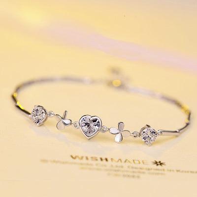 Heartfelt Elegance: S925 Sterling Silver Heart-shaped Clover Bracelet - Your-Look