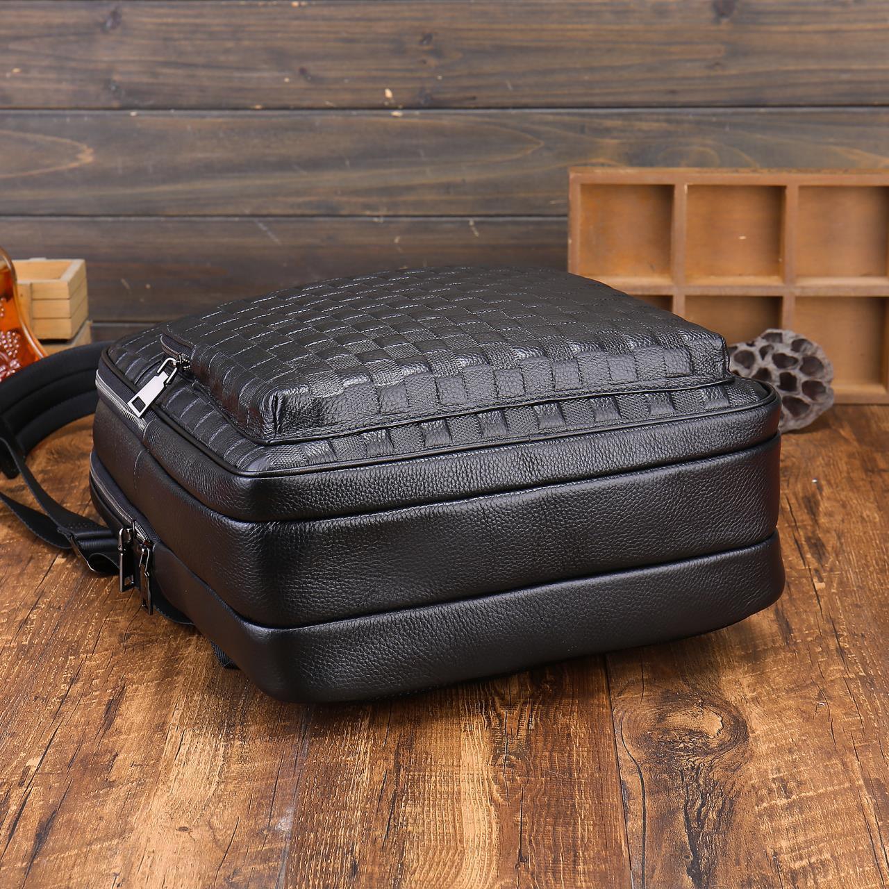 Elevate Your Style: Large Capacity Genuine Leather Fashion High-grade Men&